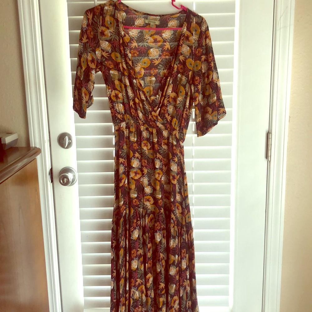 floral dress, long and medium sleeve